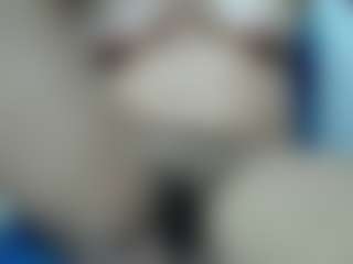 Live cam show with LIlythBrown69 - Big Nipples on Camiplay Live