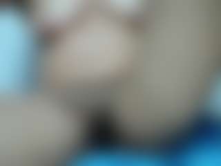 Live cam show with LIlythBrown69 - Big Nipples on AdultVida.com