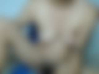 Live cam show with LIlythBrown69 - Big Nipples on Soda Cam