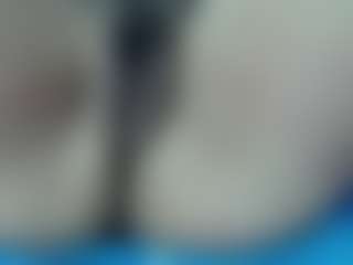 Live cam show with LIlythBrown69 - Colombia on Uber Horny