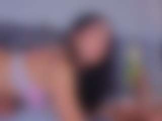 Mia-Oceann's Live Sex Cam Show