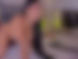 Mia-Oceann's Live Sex Cam Show