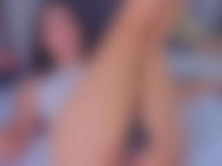 Mia-Oceann's Live Sex Cam Show