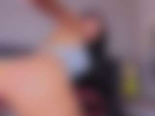 Mia-Oceann's Live Sex Cam Show