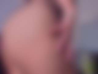 Mia-Oceann's Live Sex Cam Show