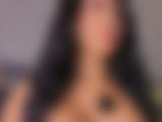Mia-Oceann's Live Sex Cam Show