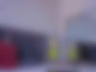 Mia-Oceann's Live Sex Cam Show