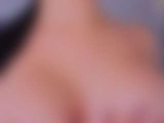 Mia-Oceann's Live Sex Cam Show