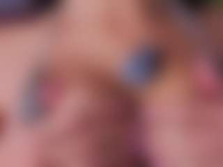 Mia-Oceann's Live Sex Cam Show