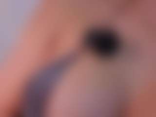 Mia-Oceann's Live Sex Cam Show