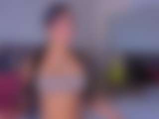 Mia-Oceann's Live Sex Cam Show