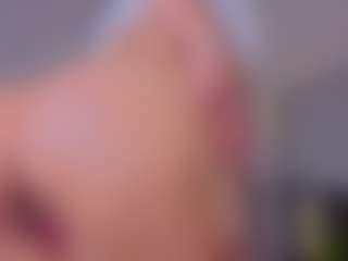 Mia-Oceann's Live Sex Cam Show