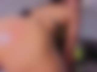 Mia-Oceann's Live Sex Cam Show