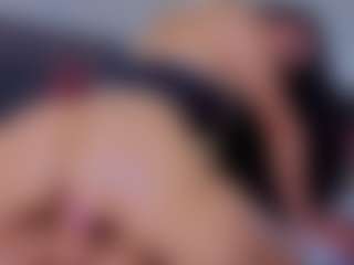 Mia-Oceann's Live Sex Cam Show