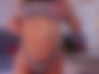Mia-Oceann's Live Sex Cam Show