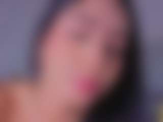 Mia-Oceann's Live Sex Cam Show