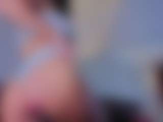 Mia-Oceann's Live Sex Cam Show