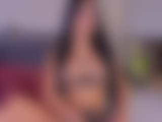 Mia-Oceann's Live Sex Cam Show
