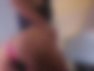 Mia-Oceann's Live Sex Cam Show