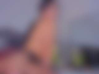 Mia-Oceann's Live Sex Cam Show