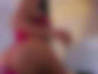 Mia-Oceann's Live Sex Cam Show