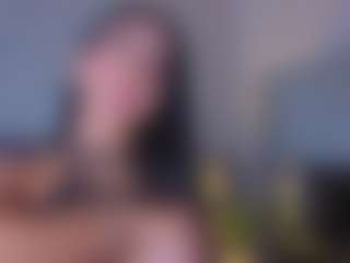 Mia-Oceann's Live Sex Cam Show