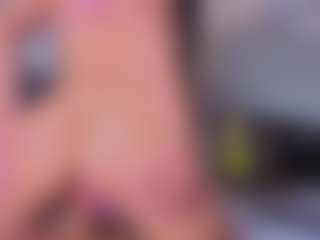 Mia-Oceann's Live Sex Cam Show