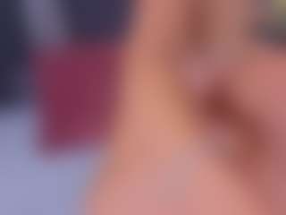 Mia-Oceann's Live Sex Cam Show