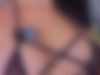 Mia-Oceann's Live Sex Cam Show