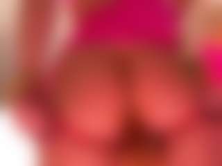 Live cam show with HildaGuyse - Athletic Small Tits on Hubzter Live