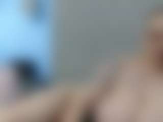 AretiAlisya's Live Sex Cam Show