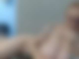 AretiAlisya's Live Sex Cam Show