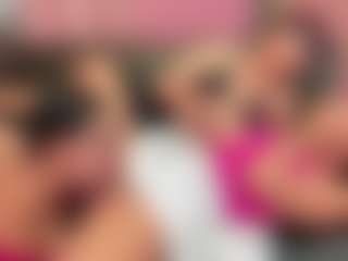 Live cam show with browni-lovex - Fucking on Dolls Live