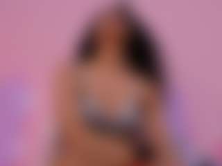 Live cam show with MingieeRouse - Colombia on Dare Cams