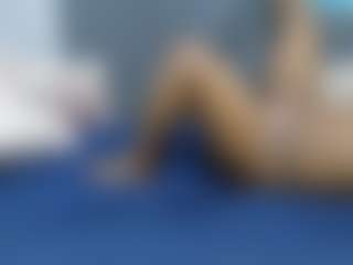 sweet-bunny12s Live-Sex-Cam-Show