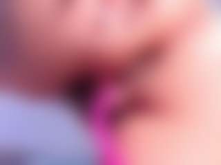 ElizabethReyy's Live Sex Cam Show