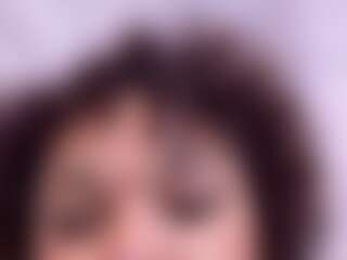 luciouscoraline's Live Sex Cam Show