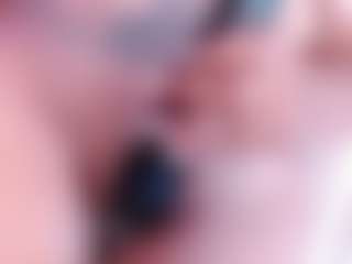 Live cam show with Gatuwildx - Milk on AdultVida.com