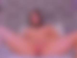 Live cam show with allijadid - Skinny on liverealitysex.com