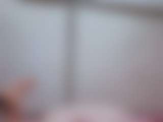 Macarena18's Live Sex Cam Show