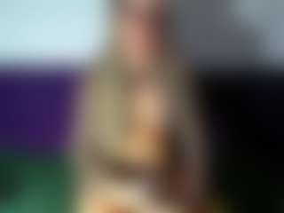 julianna69's Live Sex Cam Show