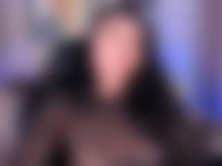 Live cam show with Valkiria-ponce - Nipple Piercings on Gym Cam Girls