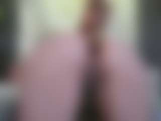 chloe-turner's Live Sex Cam Show