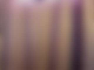 Live cam show with Chloe - Fuck Machine on Camsoda