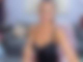 MarySanti's Live Sex Cam Show