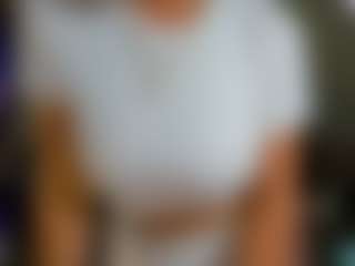 Live cam show with MarySanti - Big Tits on Gym Cam Girls