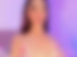 Live cam show with Camiiladoll - Tease on madthumbs