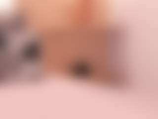 Live cam show with IvyEllis - Hairy Pussy on AdultVida.com