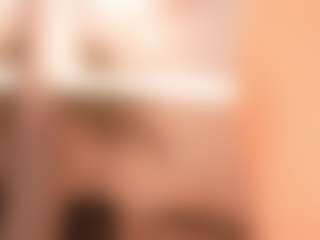 Live cam show with IvyEllis - Brown Hair Petite on Stripli.com