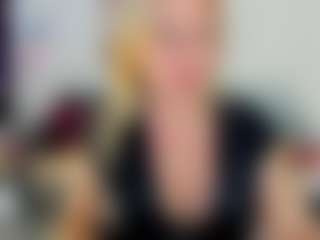 Live cam show with LiliCross - Mature MILF on EXY